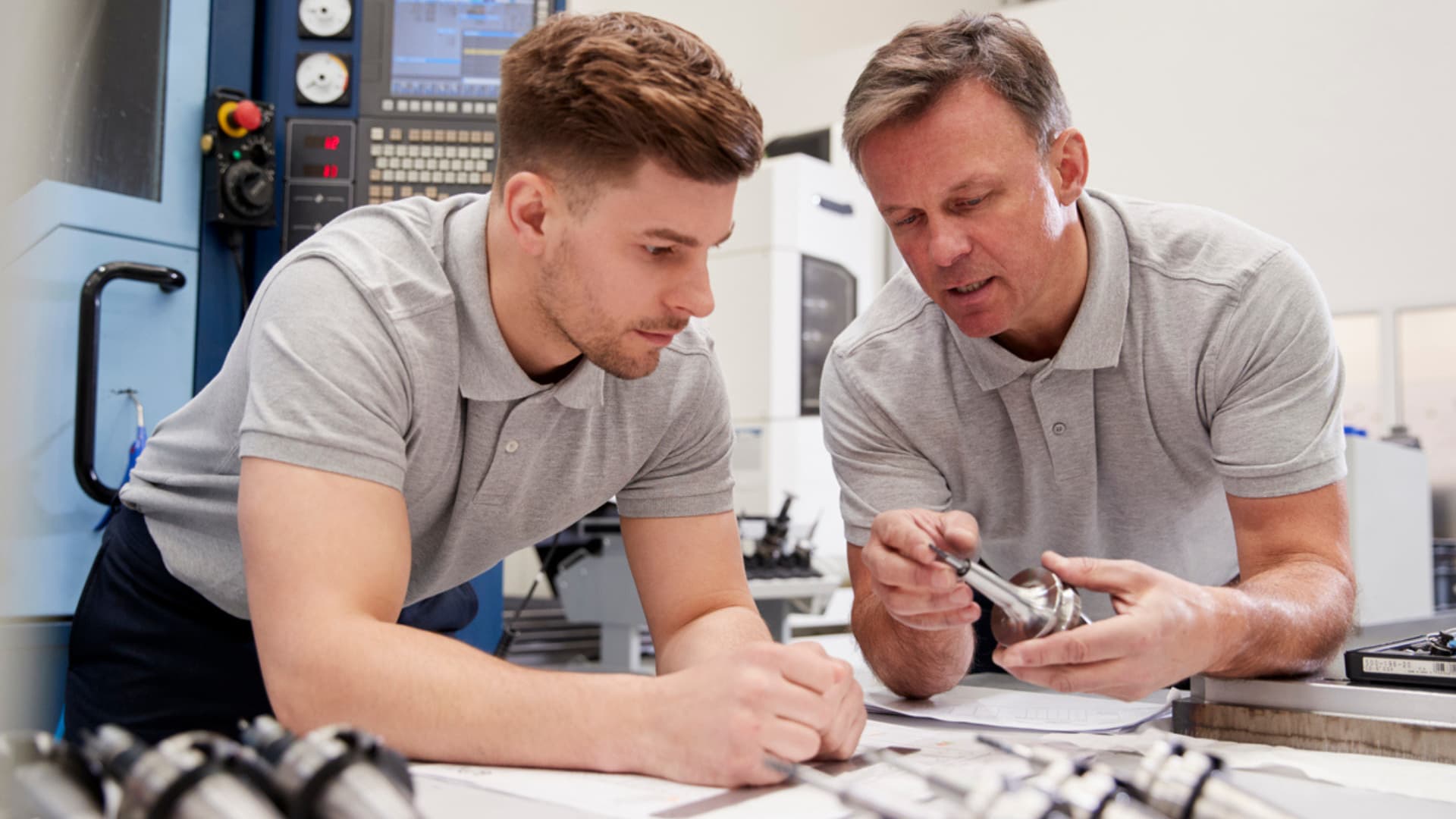 Apprenticeships UK: A Trusted Alternative to Higher Education