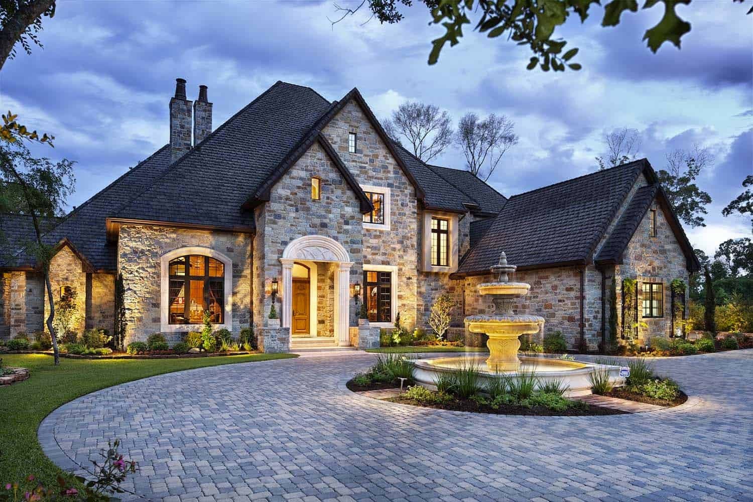 Real Estate Agent in Charlotte: Expert Tips for Buyers and Sellers
