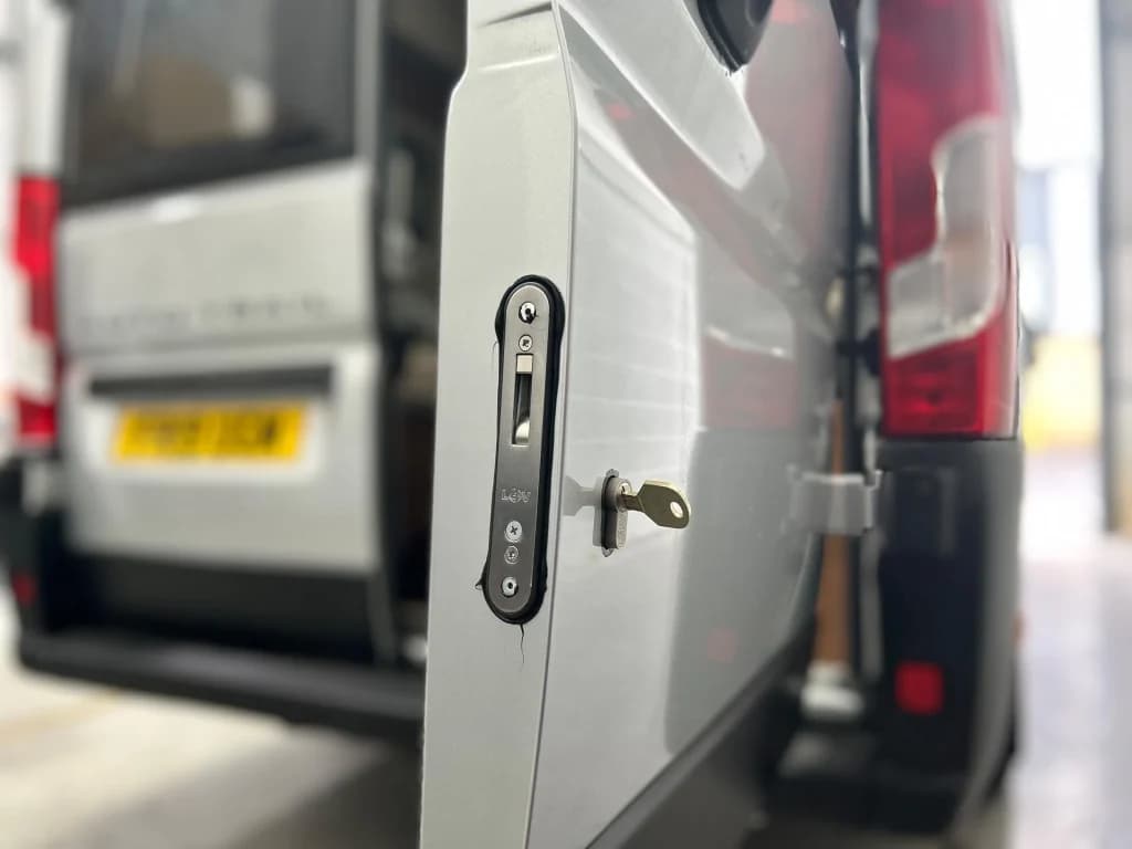 Le Chiusure di sicurezza per furgoni Daken Locks: Protezione Totale