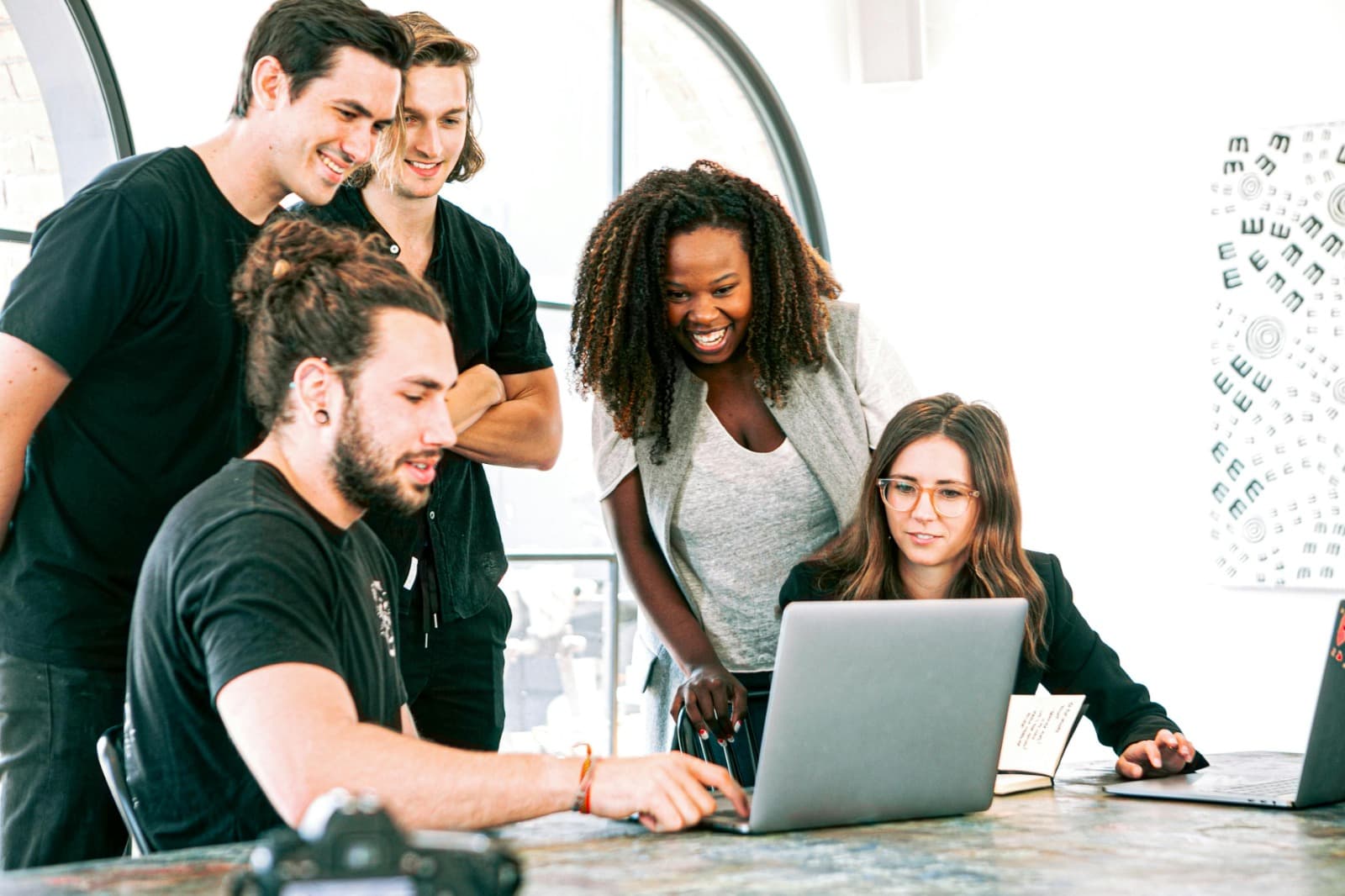 Edmonton Social Media Marketing Solutions to Grow Your Audience