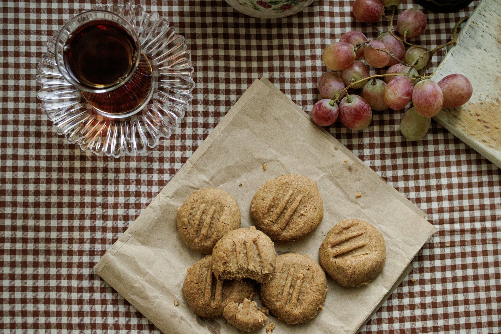 Edibles in Global Cuisine: Unexpected Traditions
