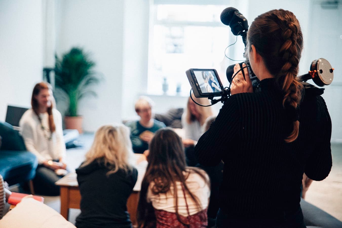 Commercial Video Production Solutions for Large Campaigns