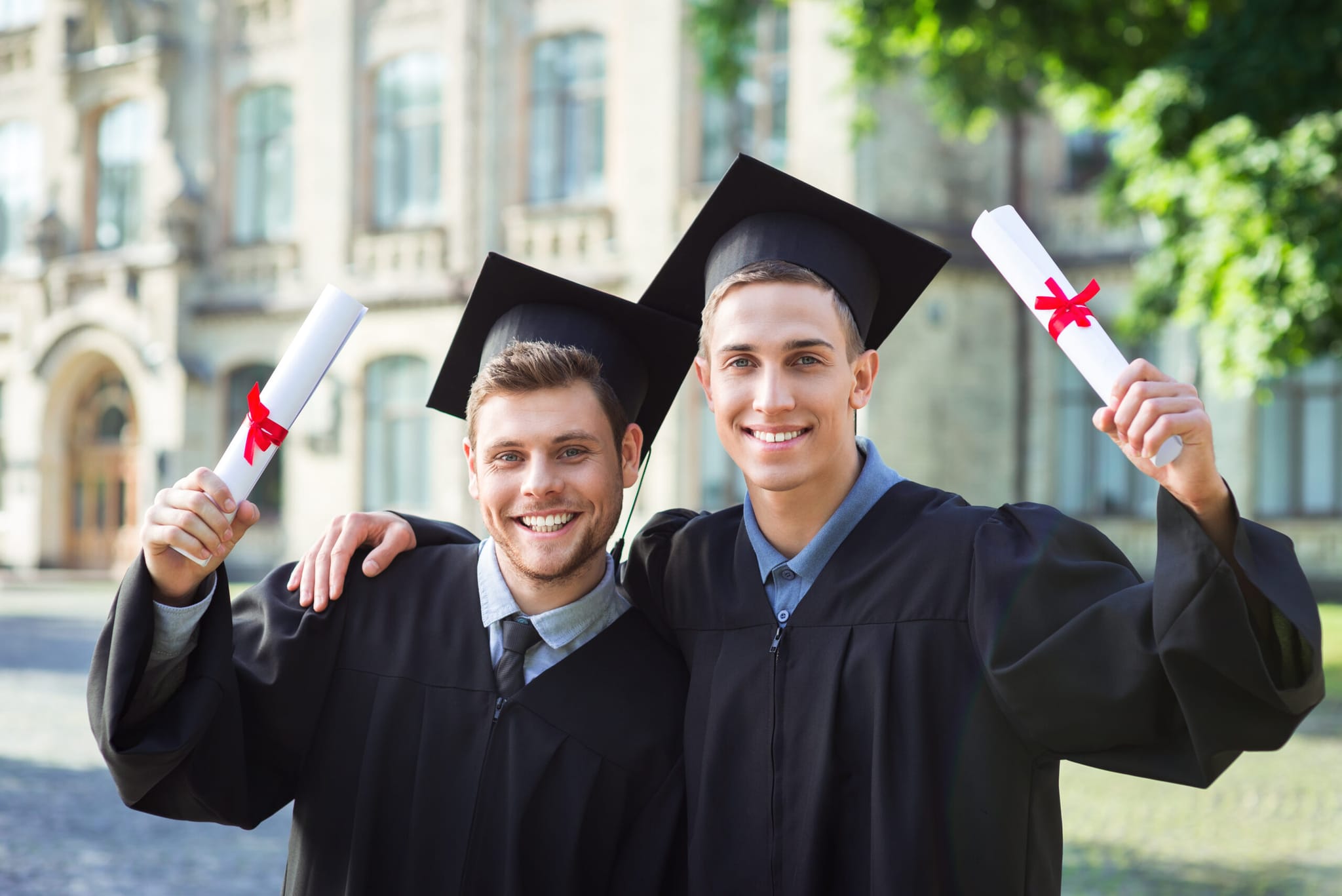 伪造证书 Why It’s Illegal and Legal Alternatives from BuyDiploma