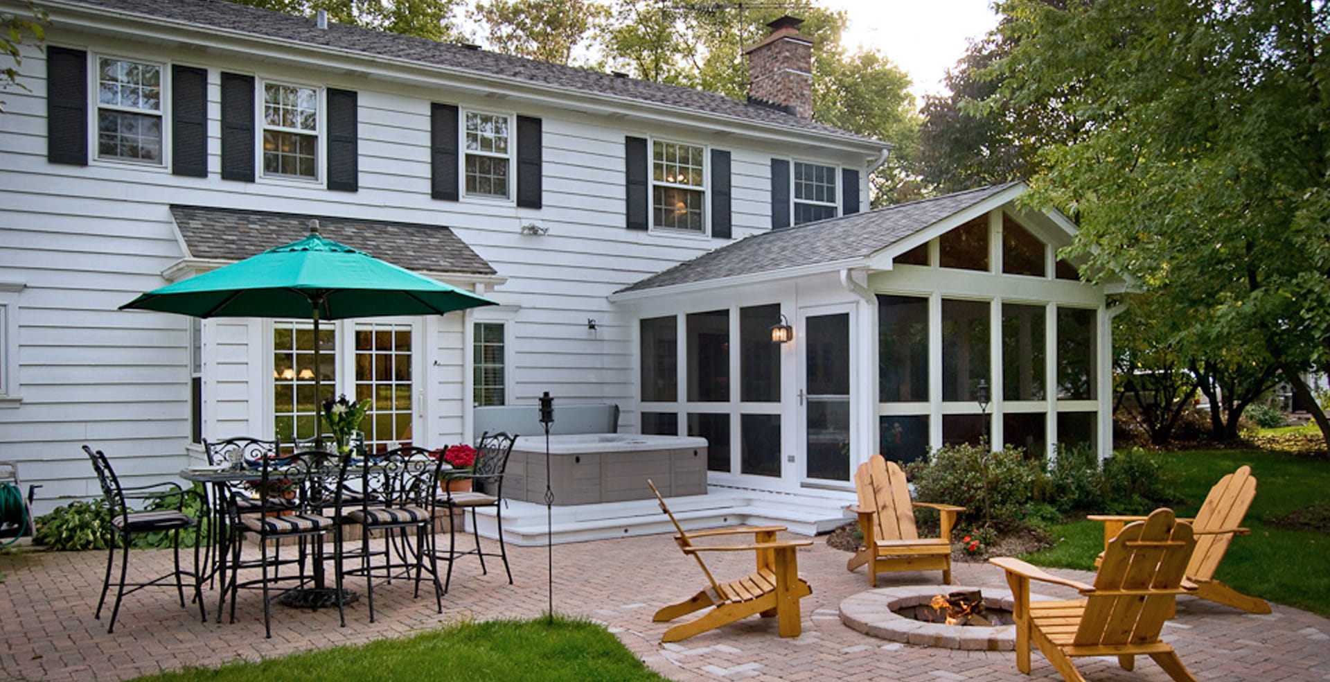 Affordable Custom Deck Construction GA for Homeowners