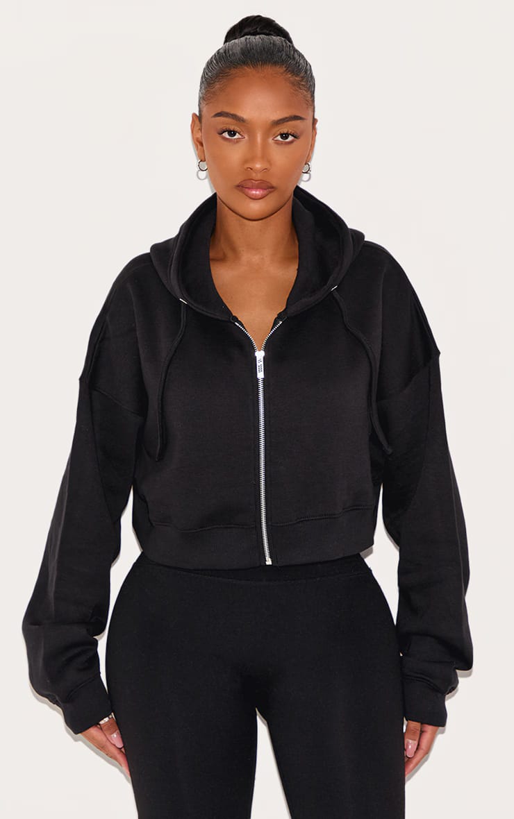 Black Zip Up Hoodie Styles Taking Over Street Fashion