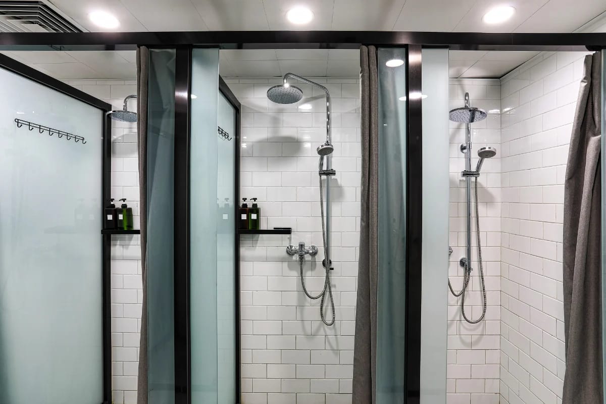 Guide : quelle cabine de douche complete choisir pour votre espace ?