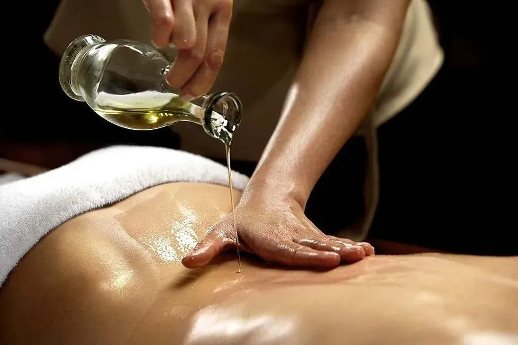 imgi_474_Body_Massage_Oil_adfdd6472d.jpg