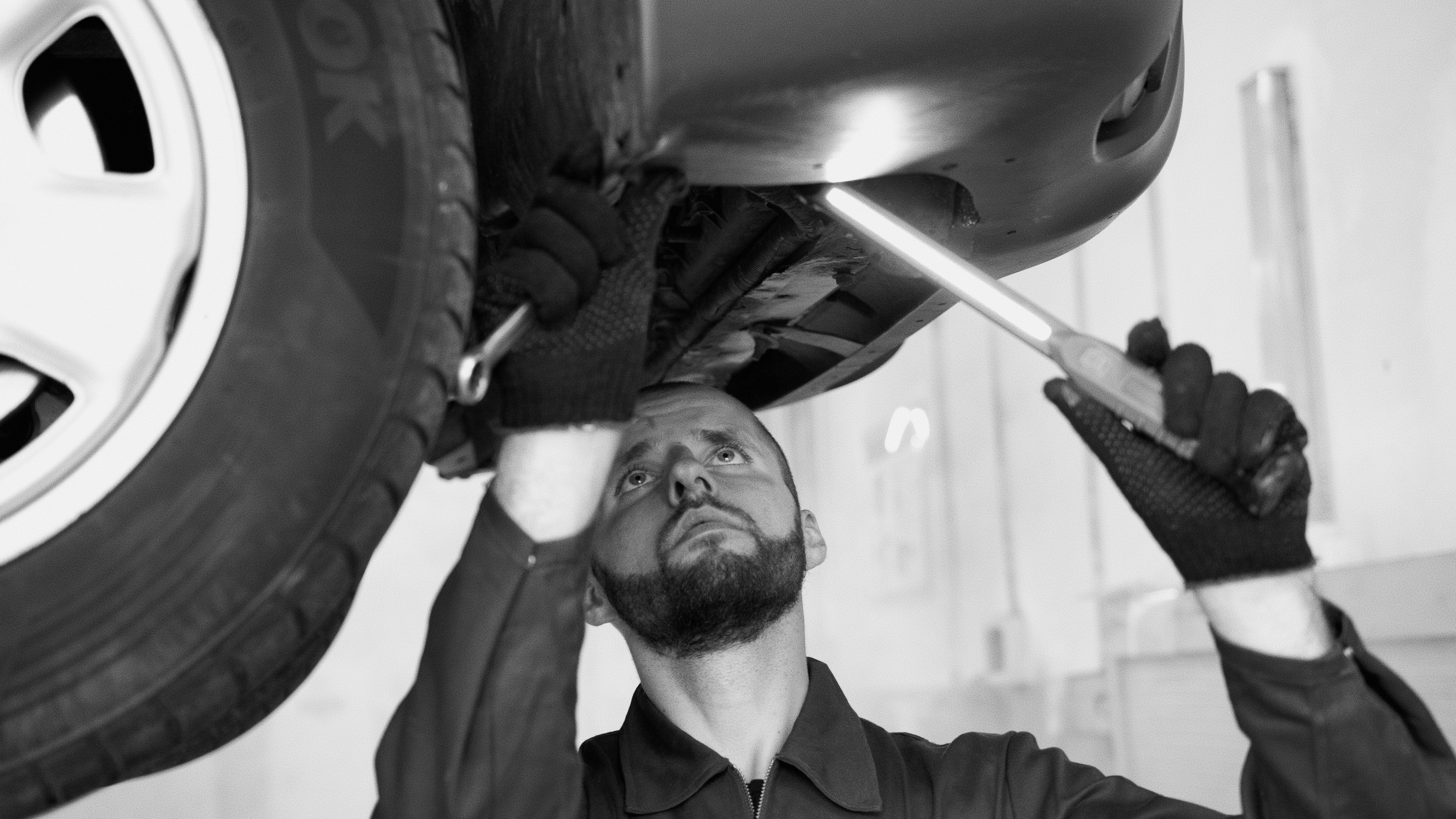 Trusted Mini Cooper Specialist Tulsa for Timing Chains & Diagnostics