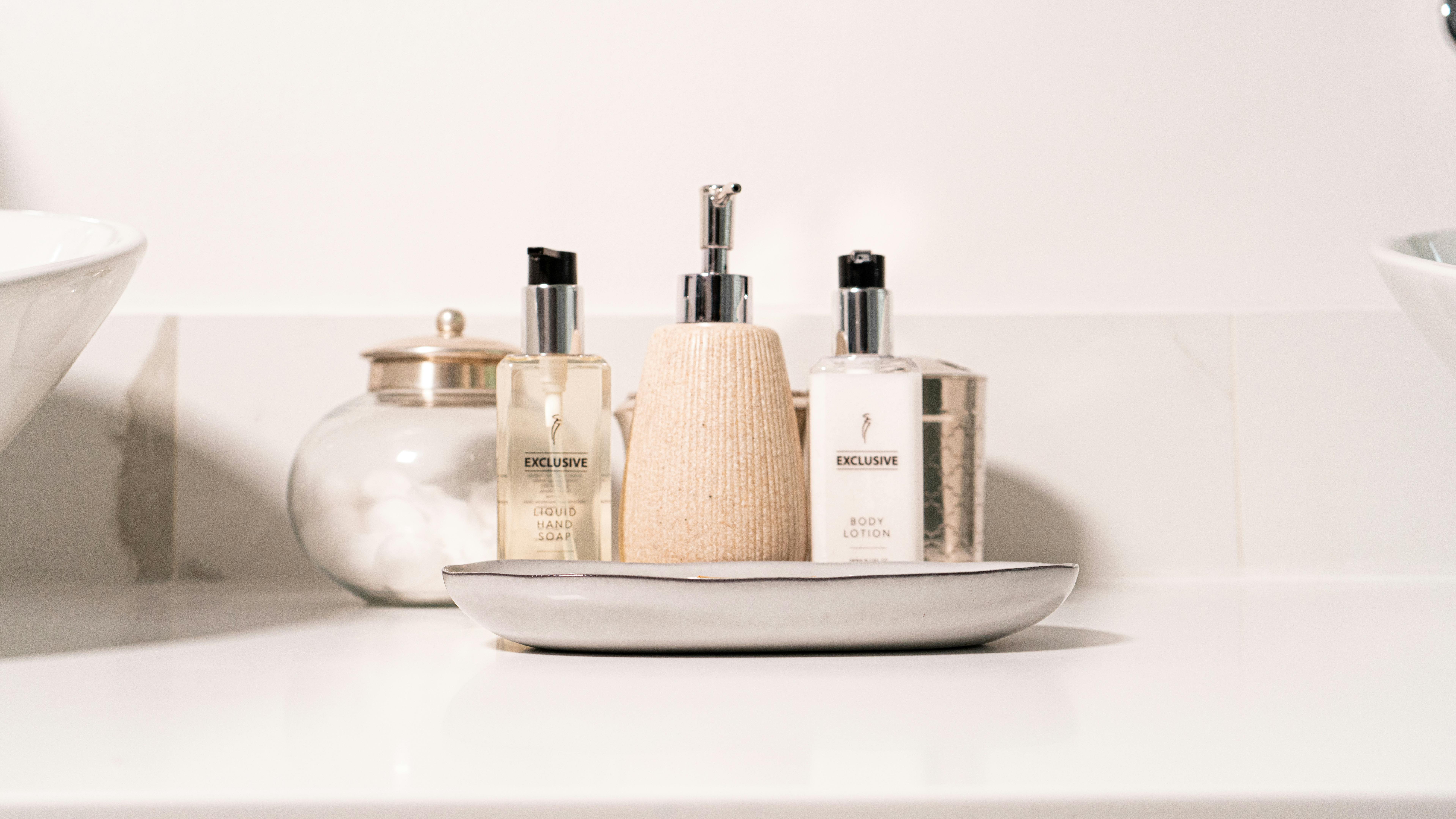 Transform Your Makeup Routine with Hourglass Make Up
